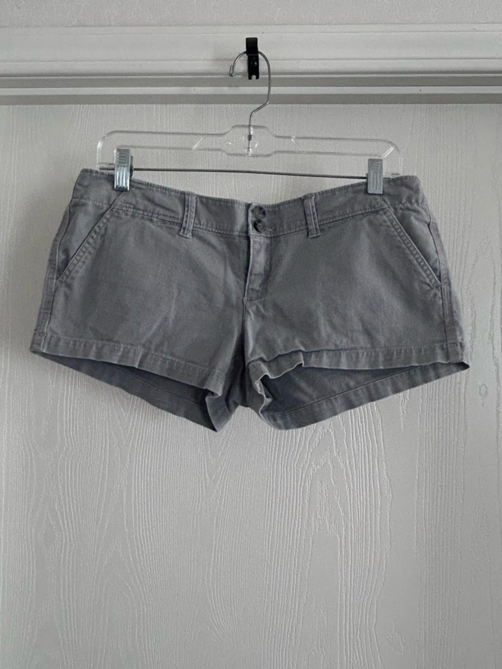 American Eagle Outfitters | Gray Cotton Jean Shorts | Size 33